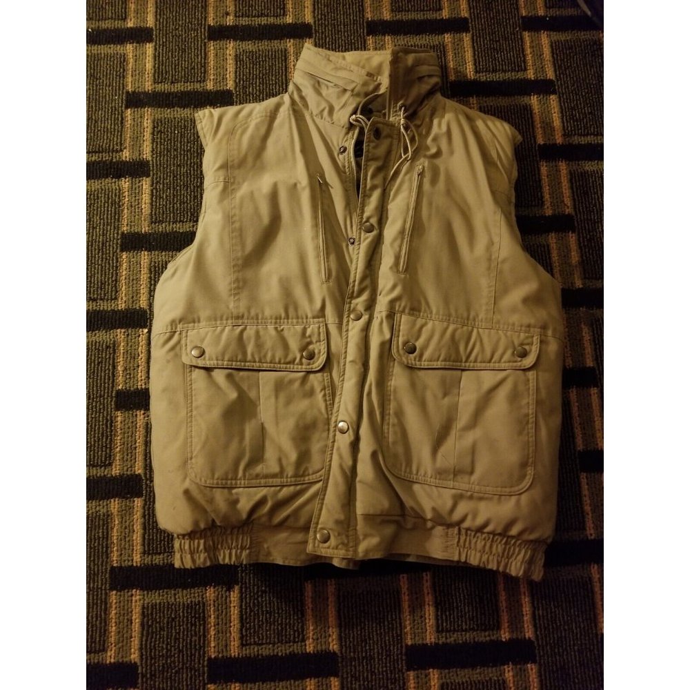 Hugo Valentino Men's Sz L Beige Sleeveless Plaid Lined Vest Pockets Jacket Snap